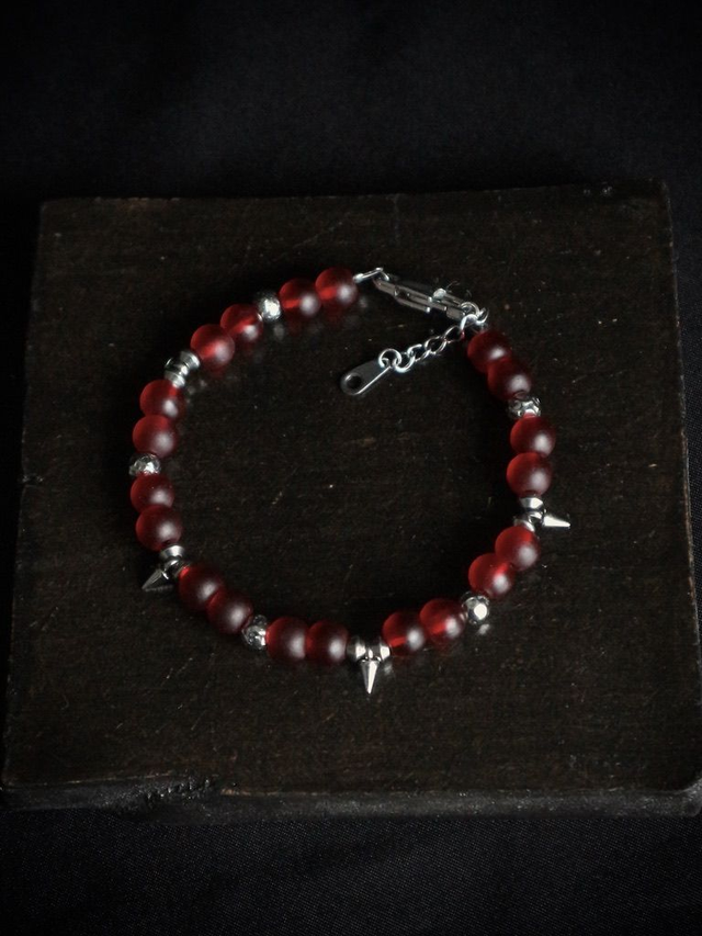 Cold Kiss Bracelet