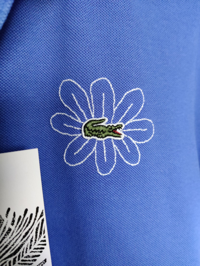 Polo Lacoste brodé - "Fleur de croco"