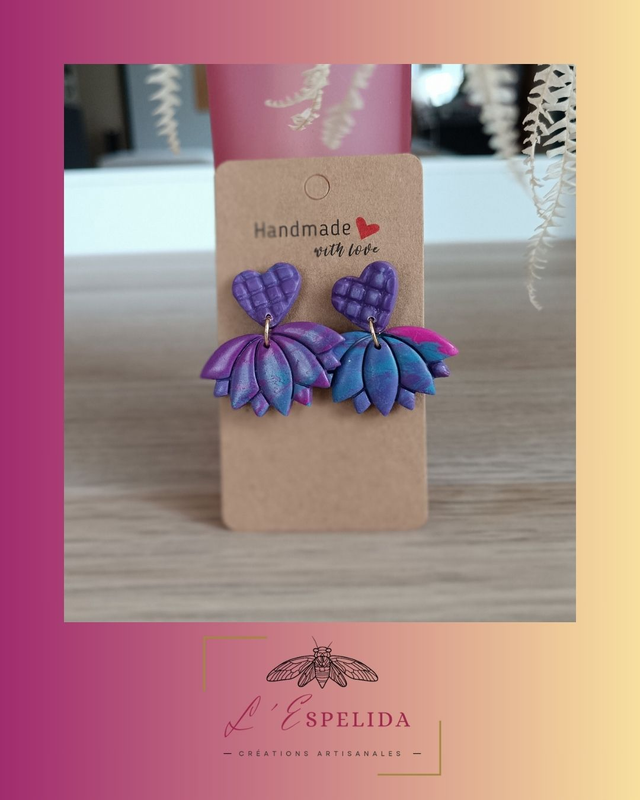 Lotus violets - bleus - roses avec coeurs texturés