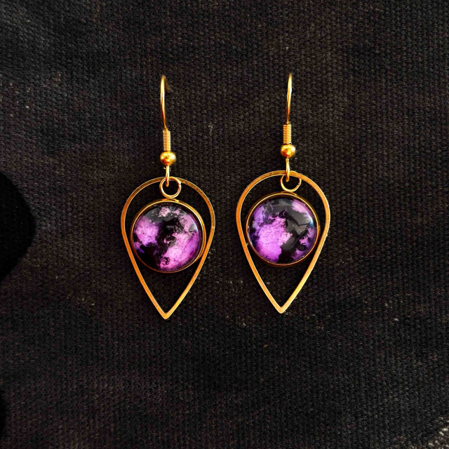 E24 — The Rose Rift