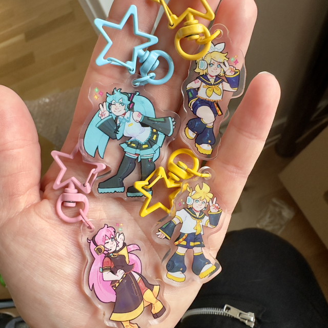 Synthesizer Diva keychains