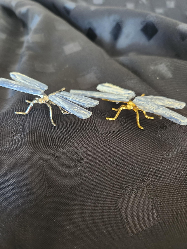 KYANITE DRAGONFLYS 