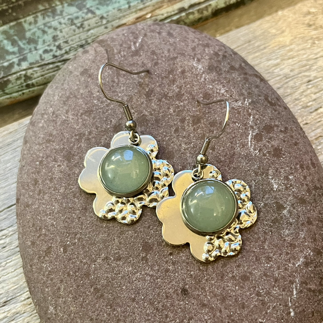 Aventuriini -tupla onni kivikorvikset 