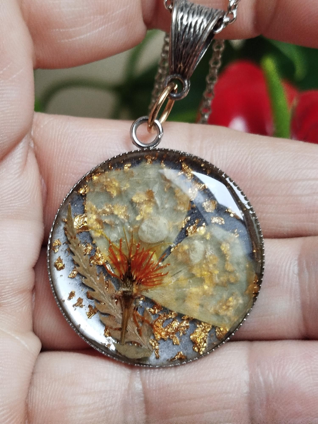 Pendentif Nature dorée 