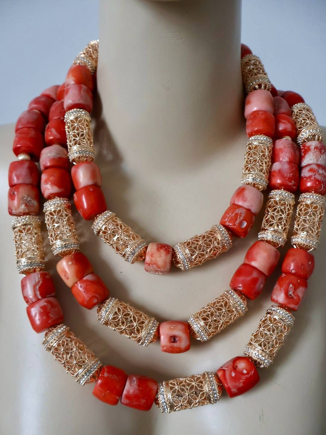Authentic Coral Bead Necklace and Earring Set | Ziagu