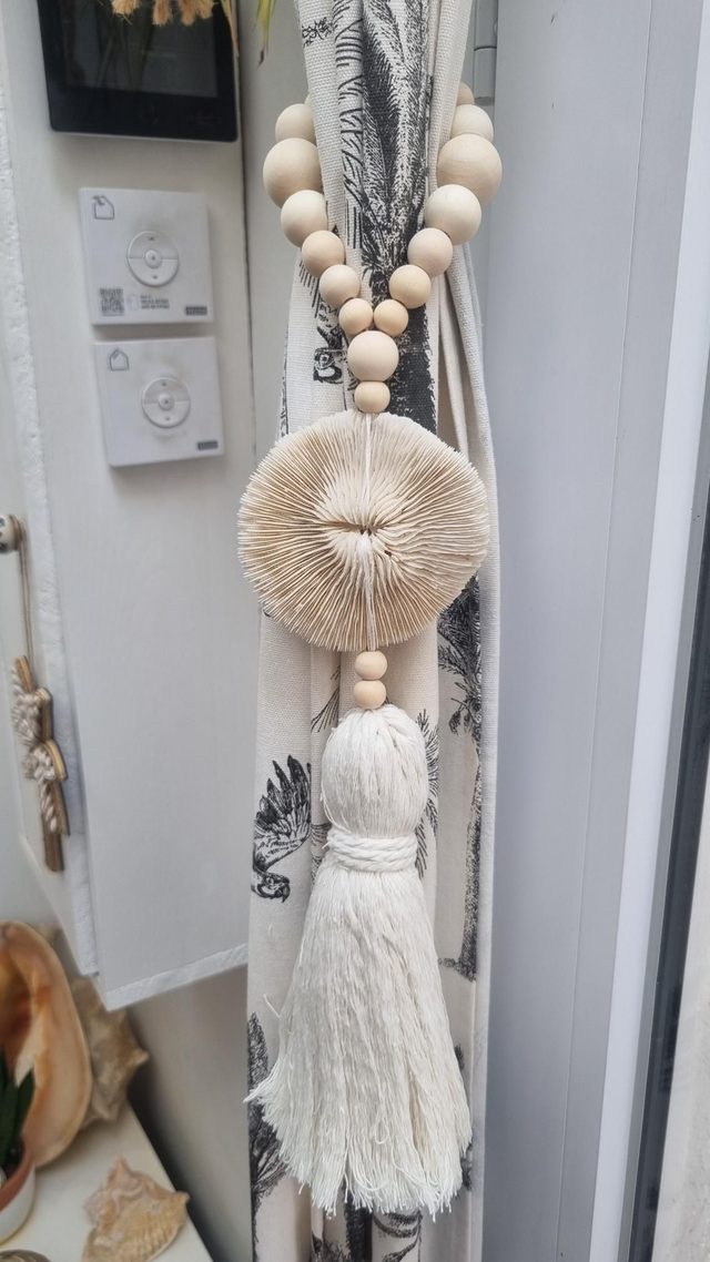 Embrasse corail pompon beige 