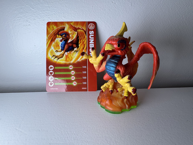 Sunburn - Fire - Skylanders - Spyro's Adventure