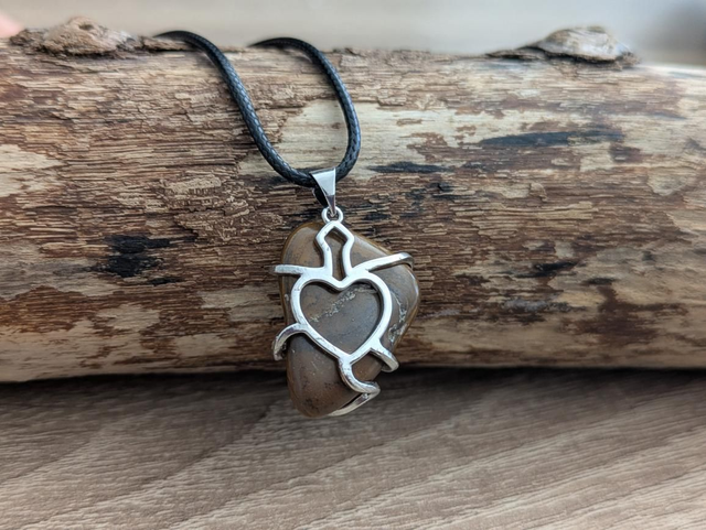 Pierre Oeil de tigre coeur