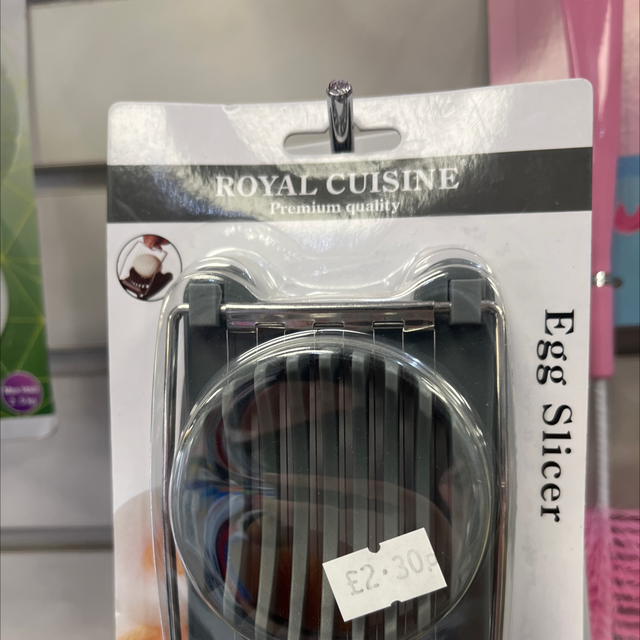 Egg slicer 