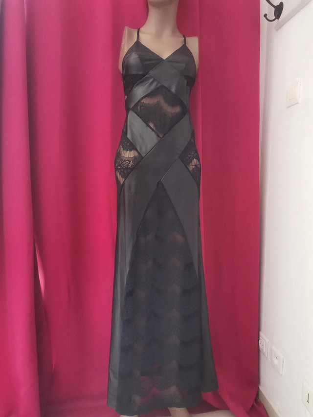 Robe longue dentelle