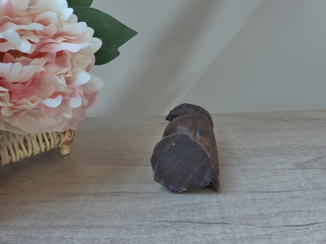 Sculpture hibou en résine imitation bois, Figurine hibou miniature marron signé Bidal, hibou décoration intérieur maison porte bonheur