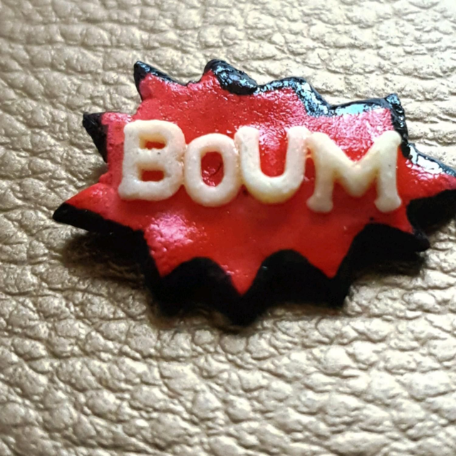 Broche "Boum"