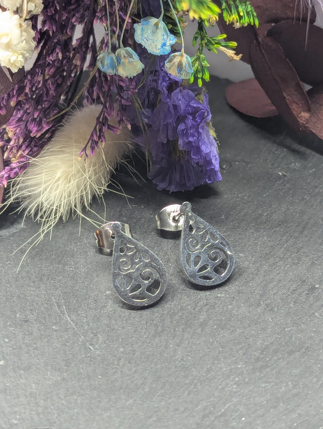 Stainless Steel Pattern Teardrop Stud Earrings 