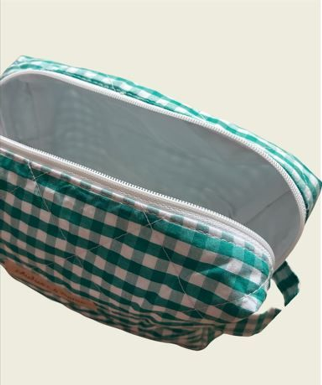 Trousse de toilette matelassée vichy, élégante, pratique et faite main