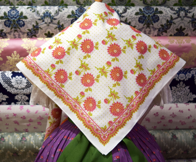 00194 Pañuelo de hombros