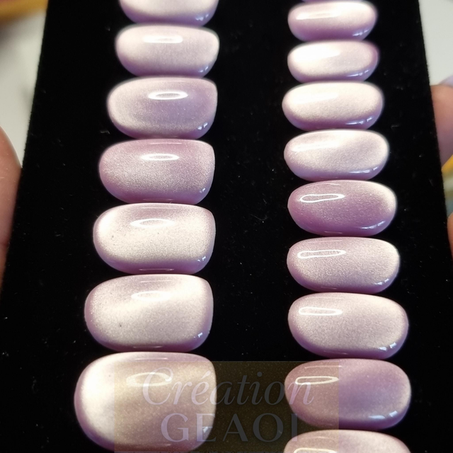Lilac cat eyes little oval S créer sur commande délai de 7jours ouvrable 
