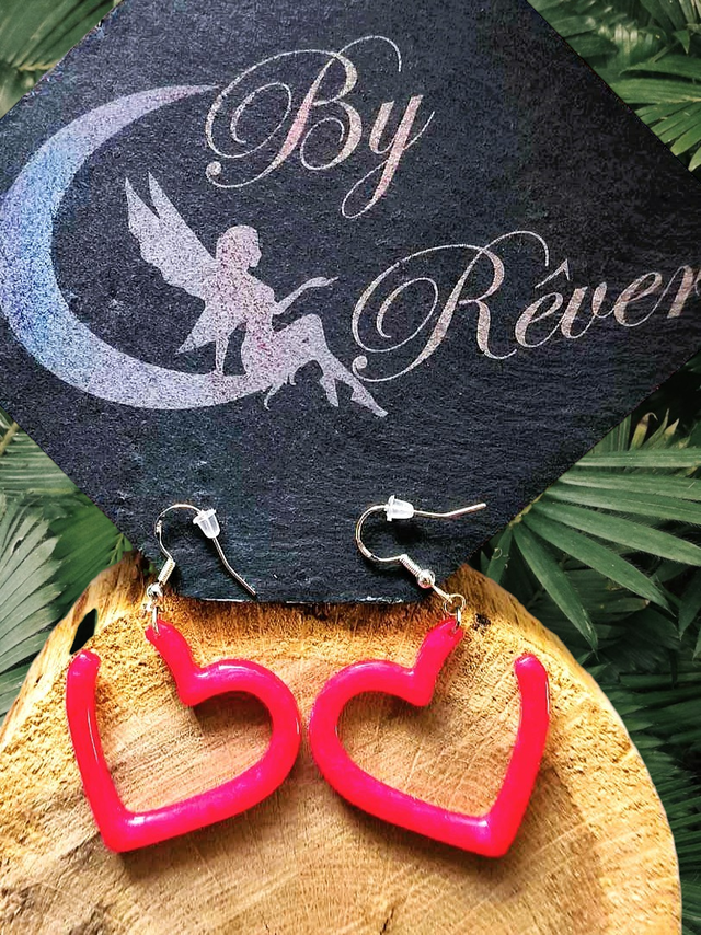 BOUCLES D'OREILLES - COEURS ROSES