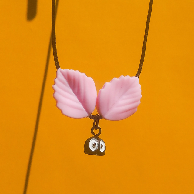 Dust Sprite Studio Ghibli - Random Leaf - Chew Necklace [NL-STM-RL-DS]