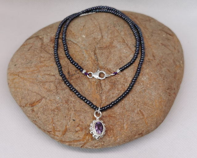 Halskette mit hellem Amethyst Anhänger