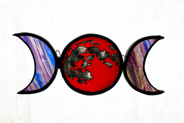 Triple Goddess Red Moon