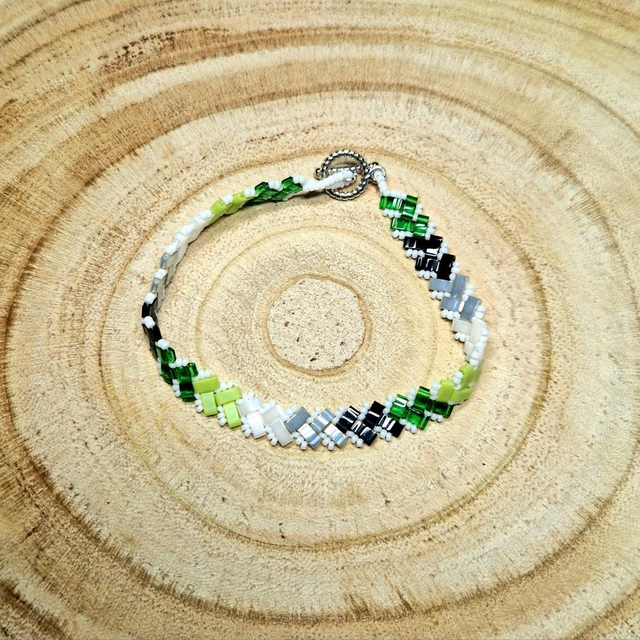 Bracelet half tila aux couleurs du drapeau Aro