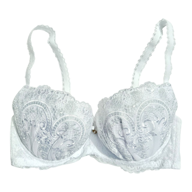 White + silver thread Embroidered Japanese Bra UK 32D 