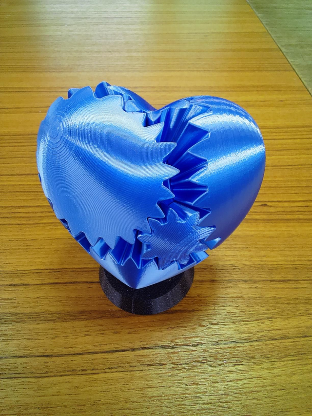 Heart Gears, A Secret Workshop (with stand)