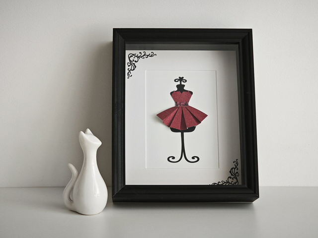 Cadre origami &quot;Petite robe&quot;