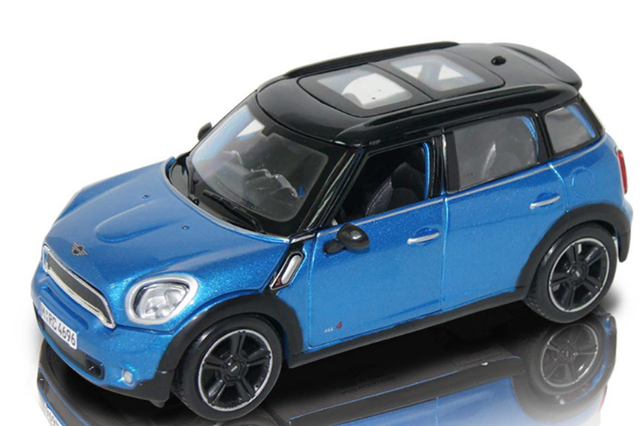 Mini Cooper S Countryman R60 Blau/Schwarz 1:24 Rastar 
