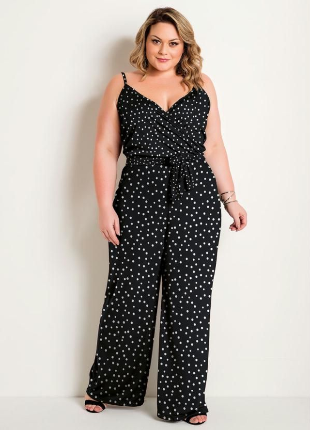 Macacão De Alças Com Amarração Cor Lisa Plus Size | Marguerite