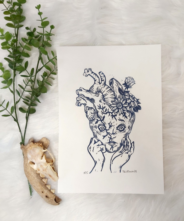 Linogravure "Le visage", encre Bleu de Prusse, sur papier A4 Hahnemühle Bamboo Sketch