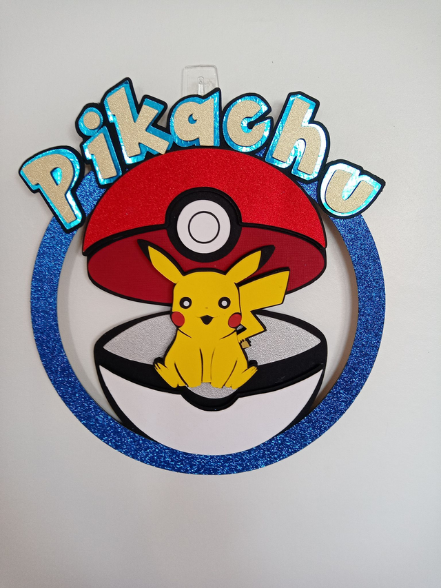 Couronne décorative murale Pikachu
