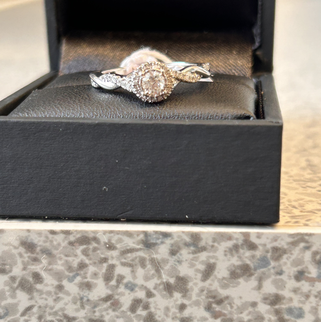 9ct White gold diamond halo ring 