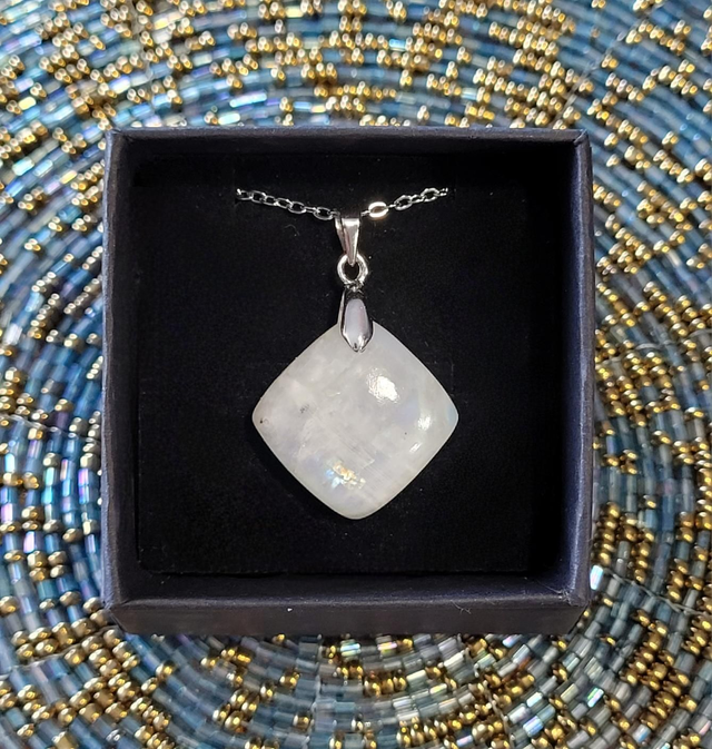 Pendentif Péristérite 