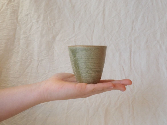 Gobelet vert sombre