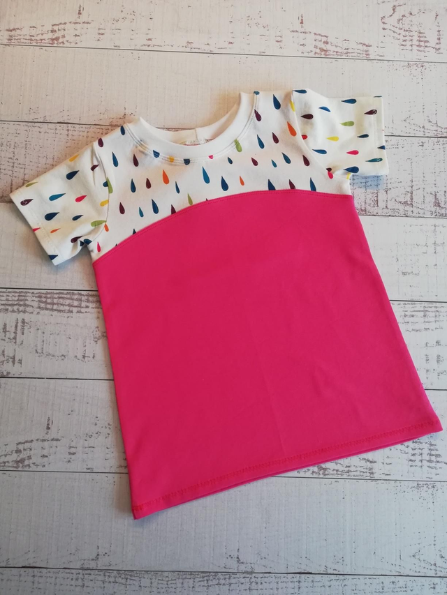 Children's T-shirt - Raindrops &amp; Pink