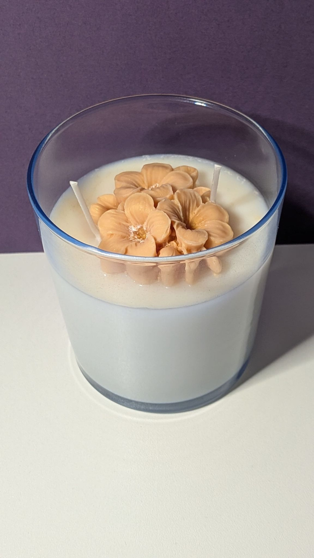 Bougie en verre Bleu – Fleur de Frangipanier parfum linge propre