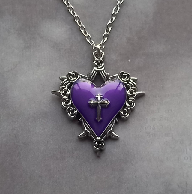 Purple Gothic Heart Necklace 