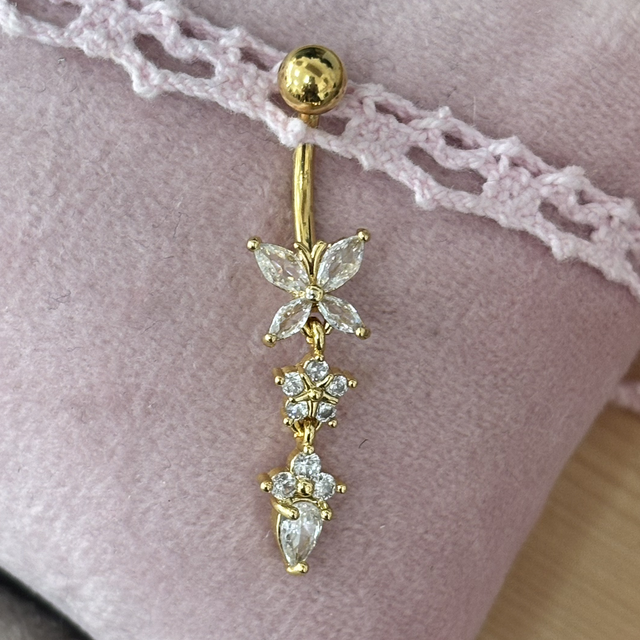 Piercing nombril Priscille