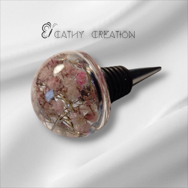 Bouchon avec inclusion de fleurs 