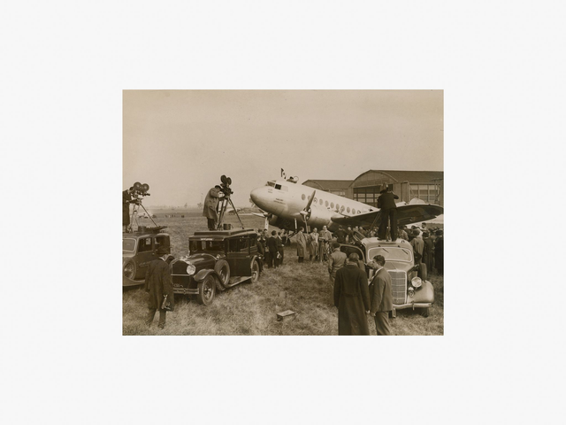 Aviation : la course Paris-Saigon, 1937