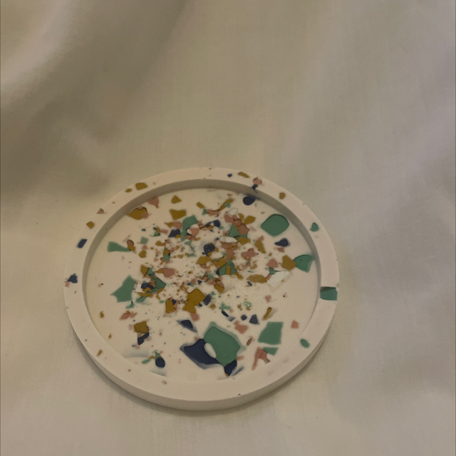 Plateau rond en terrazzo