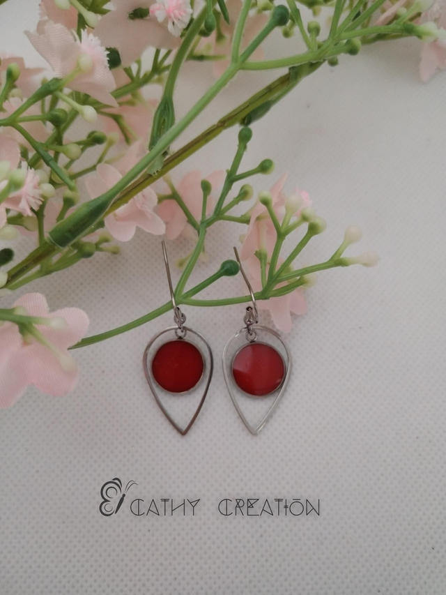 Boucles d'oreilles en acier inoxydable et cœur en résine 