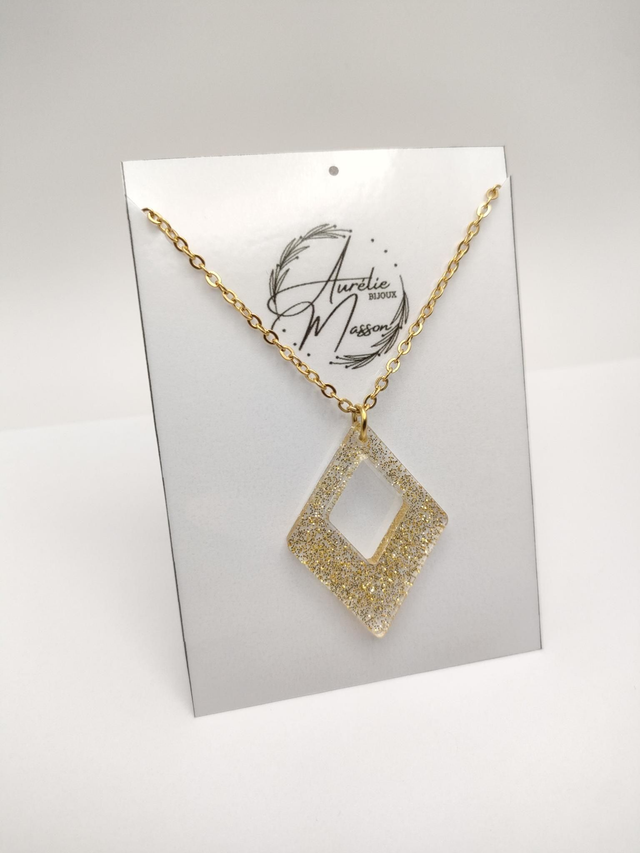 Collier résine