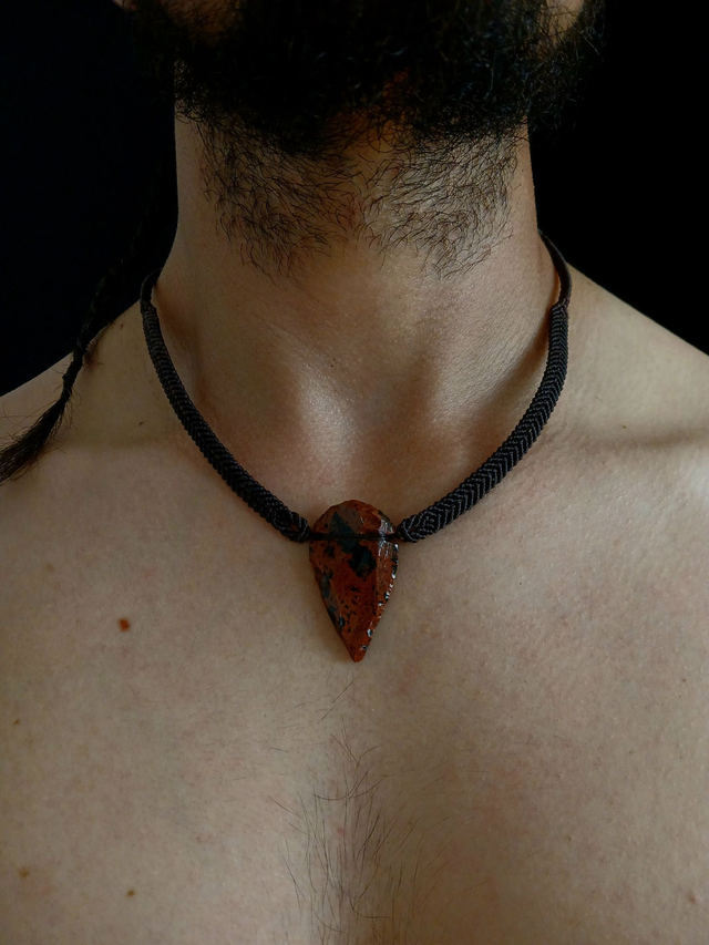 L’Appel du Guerrier – Pointe de flèche Obsidienne mahogany