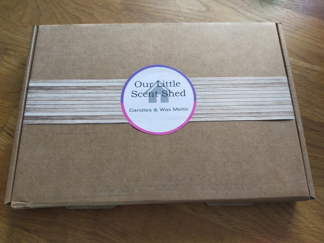 NEW SCENTS LAUNCH SAMPLE BOX