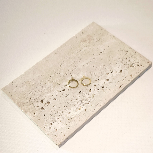 Boucles d’oreilles dorées 18K – Acier inox hypoallergénique – Personnalisables avec charm’s