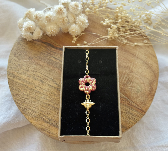 Bracelet fleur feuillage rubis