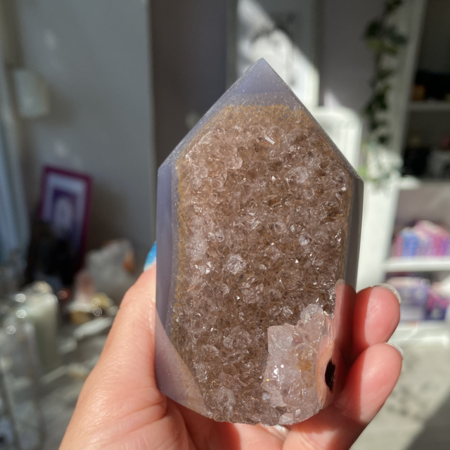 Geode Turm mit Golden Healer und Achat