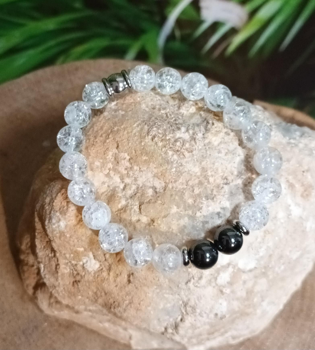 Bracelet en cristal de roche et hématite magnétique